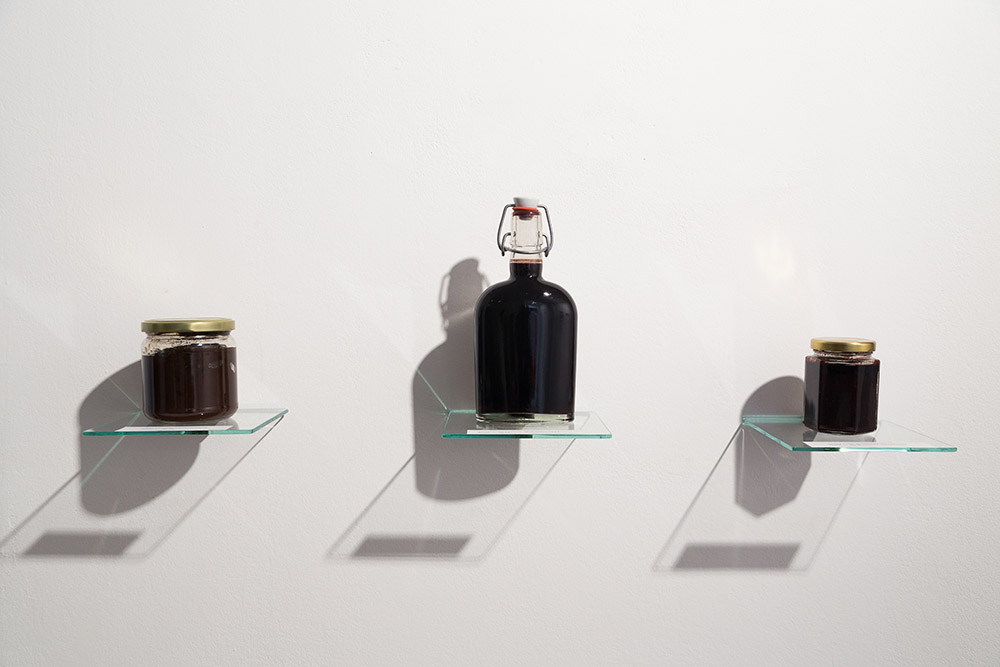 ROSA Eine Ausstellung anlässlich des 100. Todesjahres Rosa Luxemburgs. Mit Ulf Aminde, Vera Drebusch, Magdalena Kita, Jens Pecho, Evamaria Schaller, Pauł Sochacki + Arts of the Working Class, Anna Witt und Zorka Wollny.