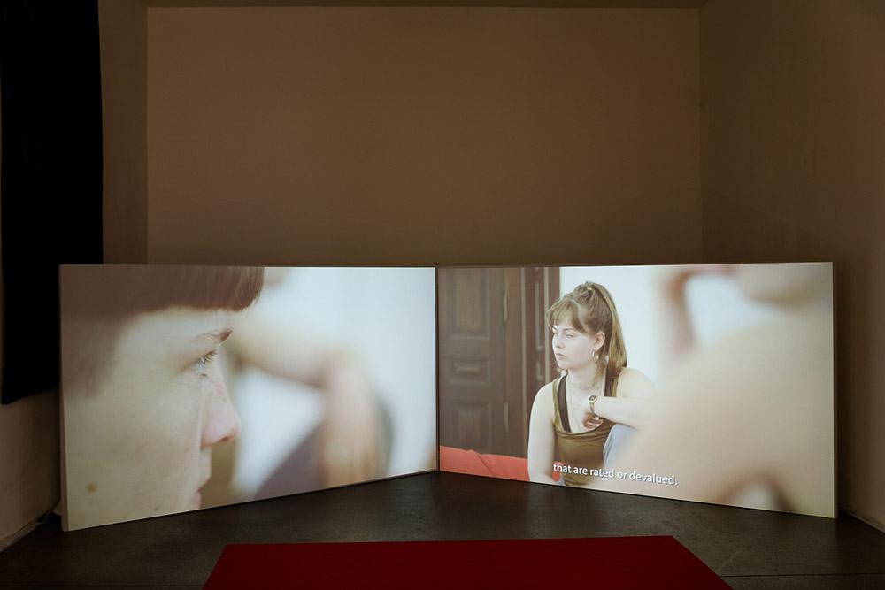 ROSA Eine Ausstellung anlässlich des 100. Todesjahres Rosa Luxemburgs. Mit Ulf Aminde, Vera Drebusch, Magdalena Kita, Jens Pecho, Evamaria Schaller, Pauł Sochacki + Arts of the Working Class, Anna Witt und Zorka Wollny.