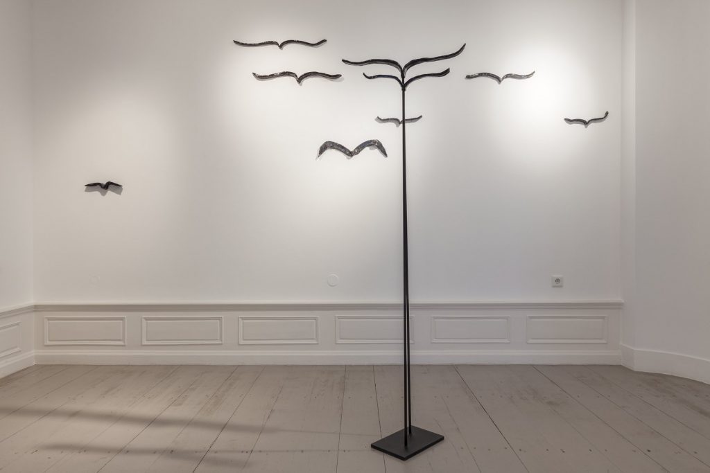 Der Unterschied in Ähnlichkeit Jubiläumsausstellung zur deutsch-polnischen Städtepartnerschaft zwischen Düsseldorf und Warschau. Mit Mateusz Choróbski, Thomas Musehold, Marzena Nowak und Katja Tönnissen